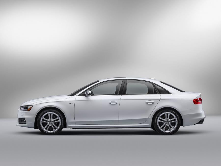 Audi S4 Sedan (B8, 8K) 2012 года  (NA) (фото 9 из 21)
